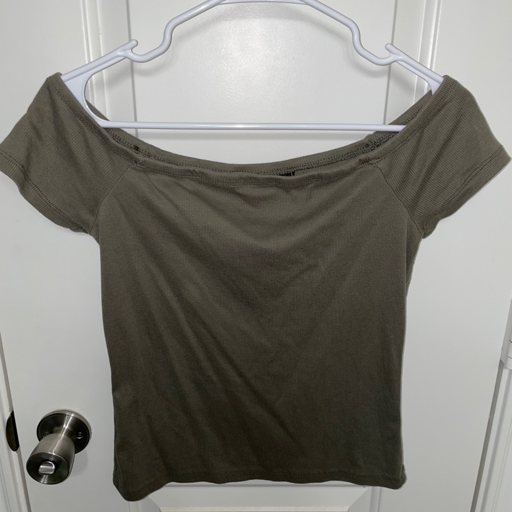 Olive off the shoulder top (women’s)